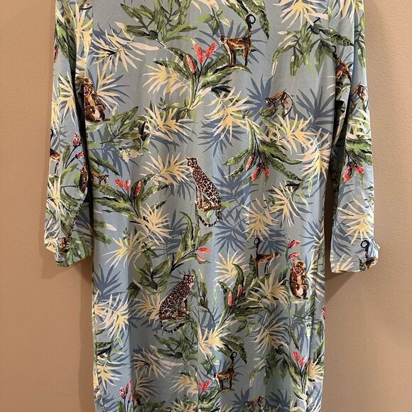 Kenny Dana  Slit Placket Dress with 3/4 Slit Sleeve Wildlife print - Picture 6 of 7